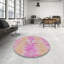 Tapis abstrait rose / jaune-836581094