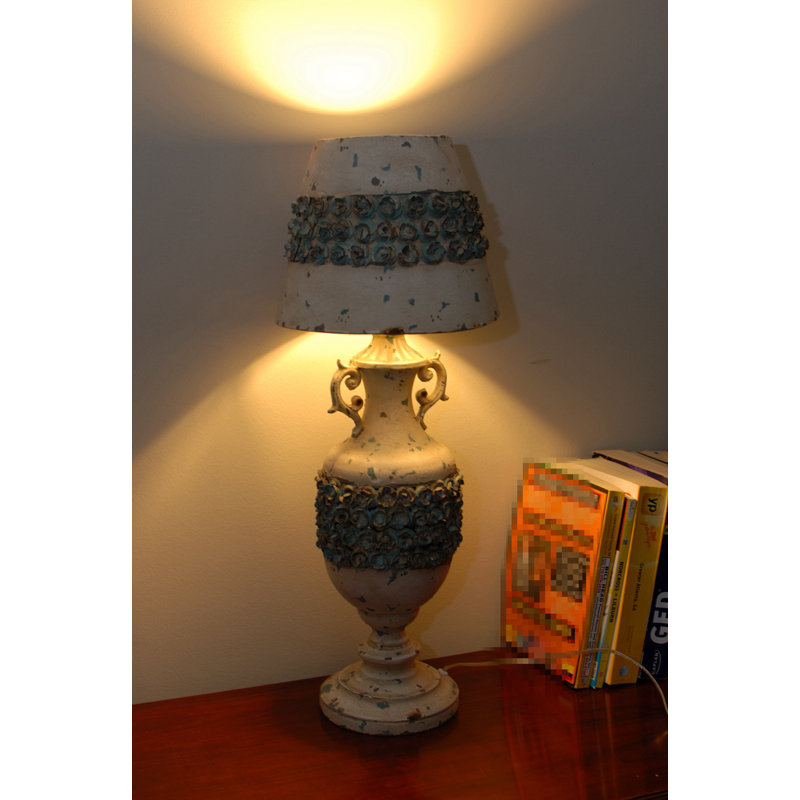 Lampe de table grise 26,75 po Nostalgia