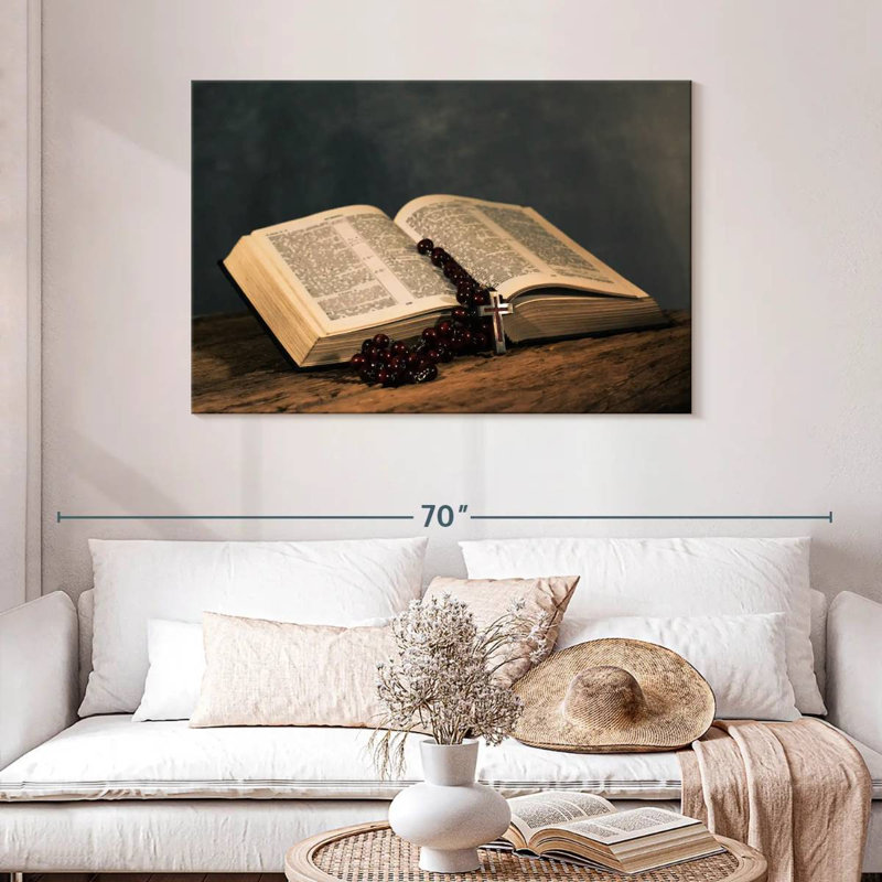 Rosaire Adella sur la bible, H 30 po x l 45 po