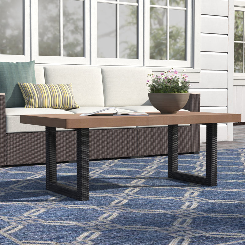 Table basse en osier Laderrian