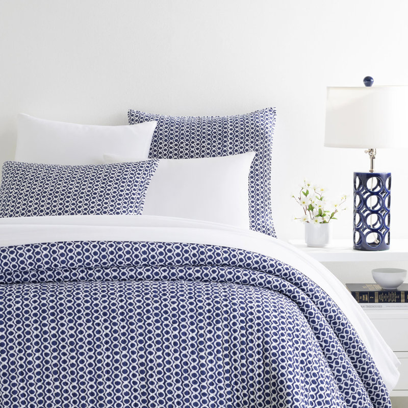 Tyler Quilt, Twin/Twin XL Quilt, Indigo