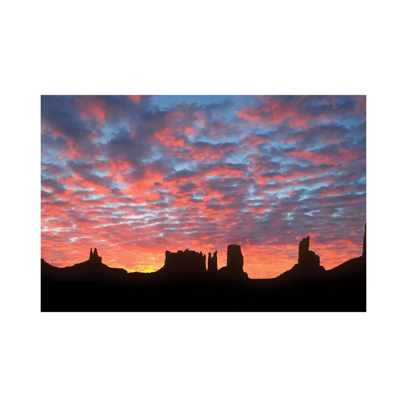 Monument Slhouette by Dennis Frates - Print on Canvas, Wrapped Canvas, 30.48cm H x 45.72cm W x 1.91cm D