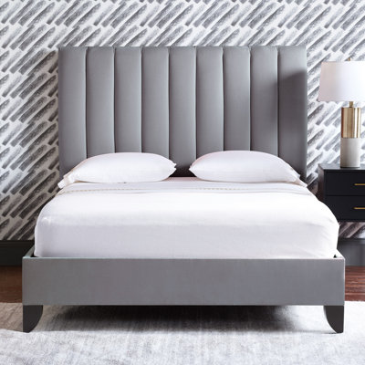 Kyler Velvet Bed