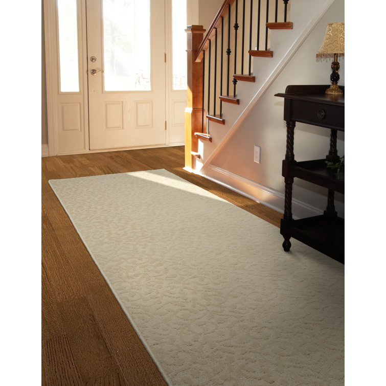 Edith Floral Machine Made Tufted Polypropylene Area Rug in Tan