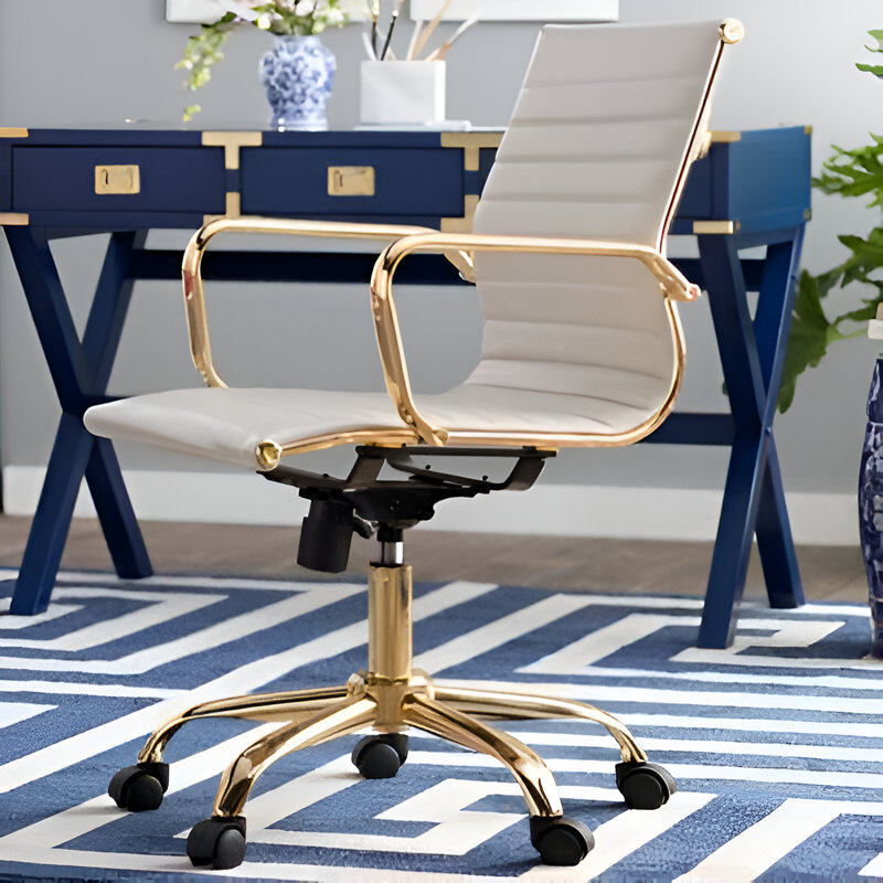 Chaise de bureau Toni à dossier bas avec structure dorée, Blanc