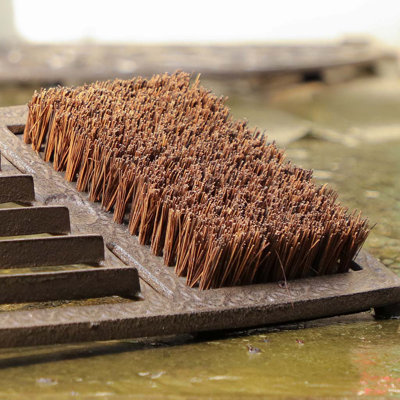 Adler Boot Tray and Scraper