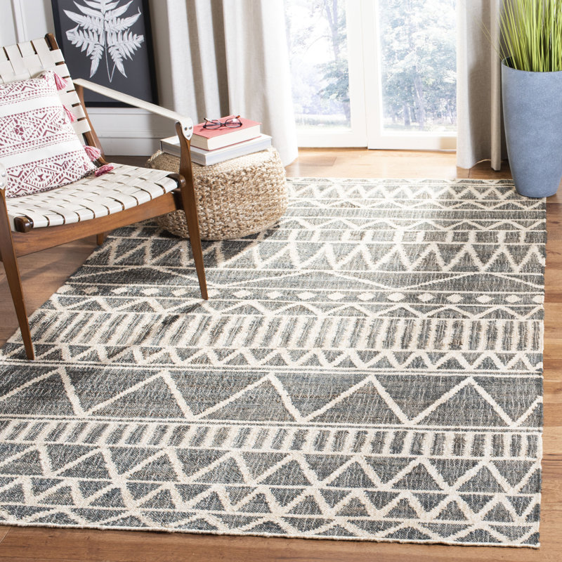 Hazelwood Hand Loomed Jute/Cotton Geometric Rug in Beige/Blue, Rectangle 8' x 10'