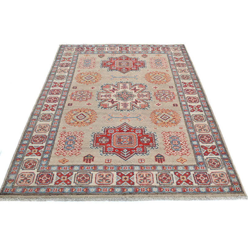 Tapis oriental beige unique en son genre 4 x 6 One-of-a-Kind