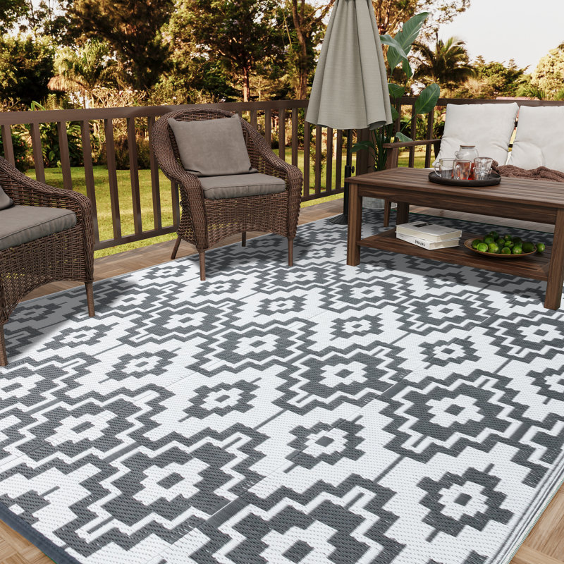 Tapis d'extérieur réversible à motif géométrique à losanges, Rectangle 6 pi x 9 pi