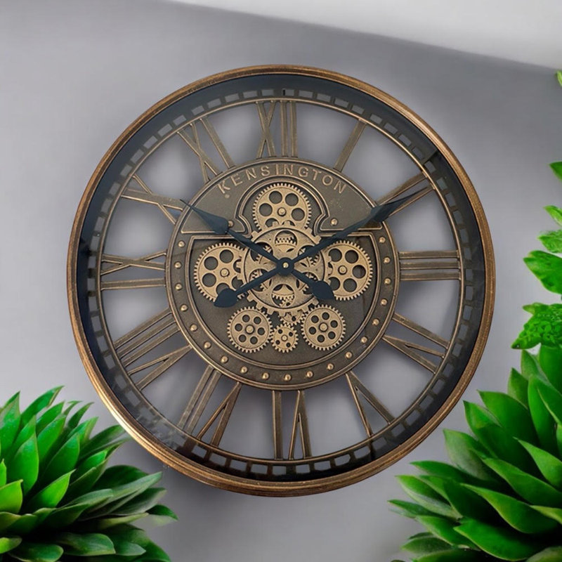 Miera Metal Wall Clock