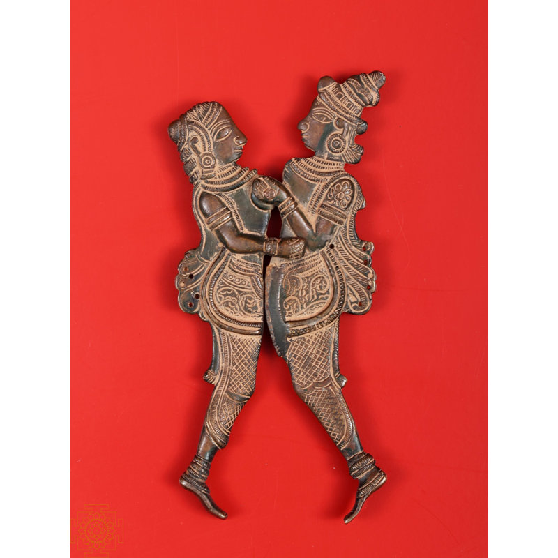 Sculpture couple amoureux