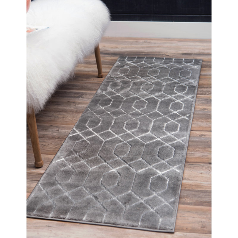Tapis gris argenté à motif géométrique glam, Tapis de couloir 2 pi x 6 pi 1 po