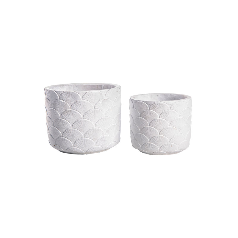 Ciment rond en ciment peint en blanc - H 6,00 po