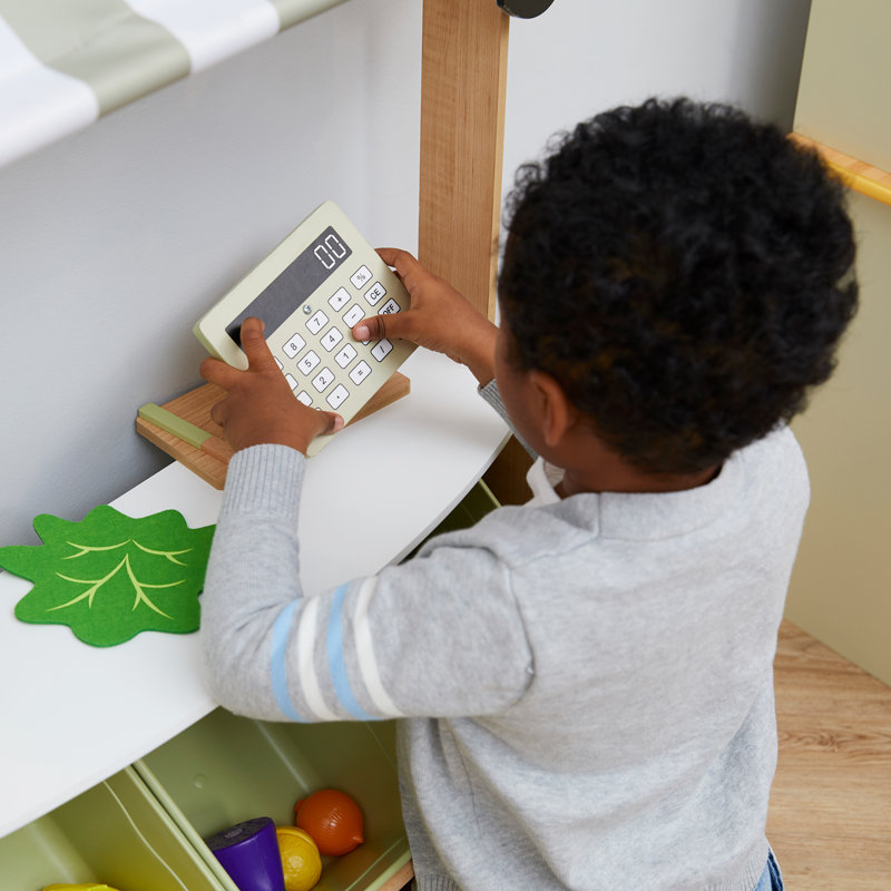 Little Helper Market Play Stand