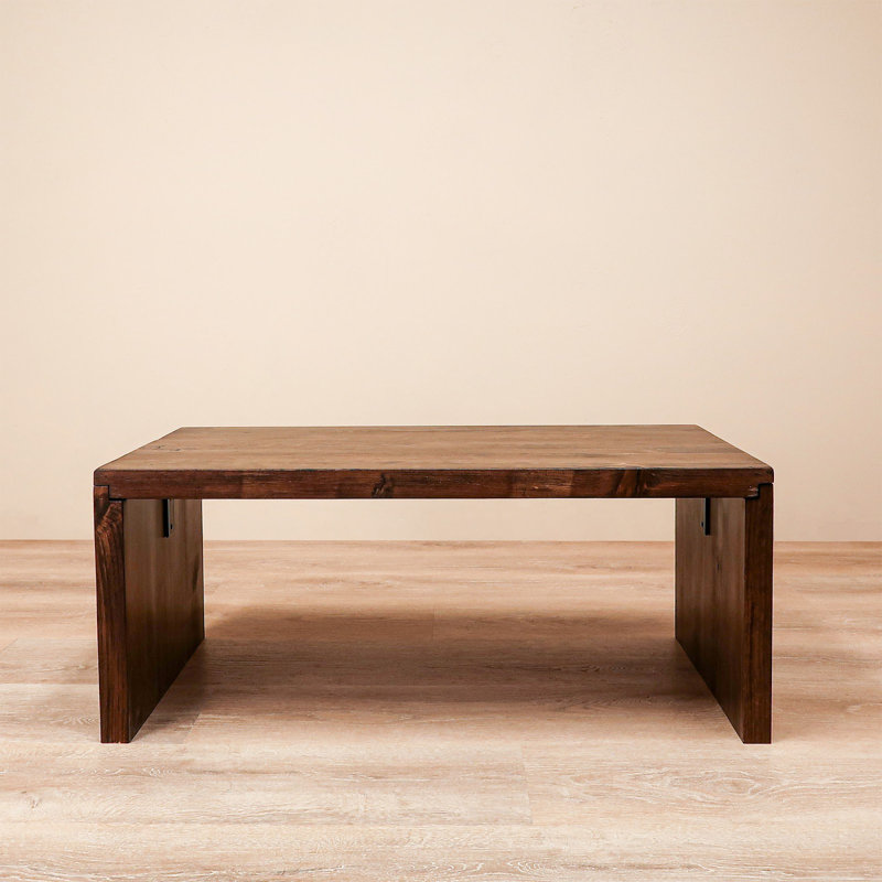 Table basse en bois massif Branda, Provincial, H 15 po x L 48 po x l 24 po