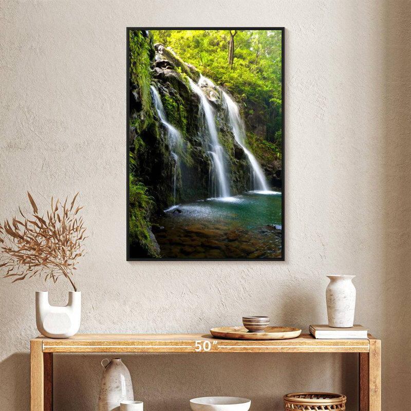 Chutes de Hana, 25 po x 37 po, Cadre flottant noir