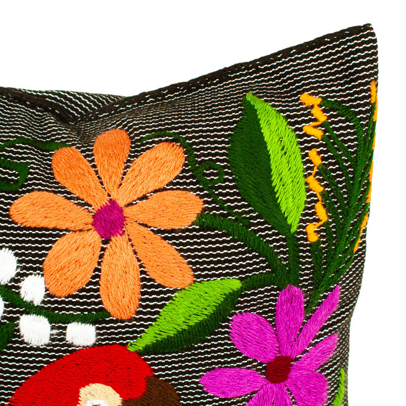  Housse de coussin en coton brodée à la main