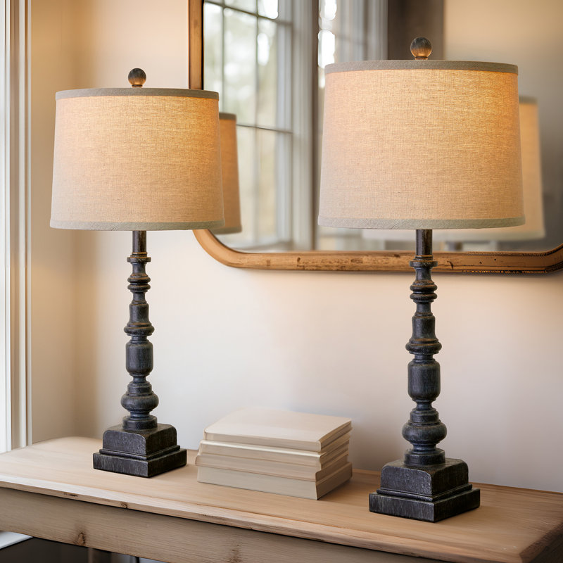 Dezmon Resin USB Table Lamp