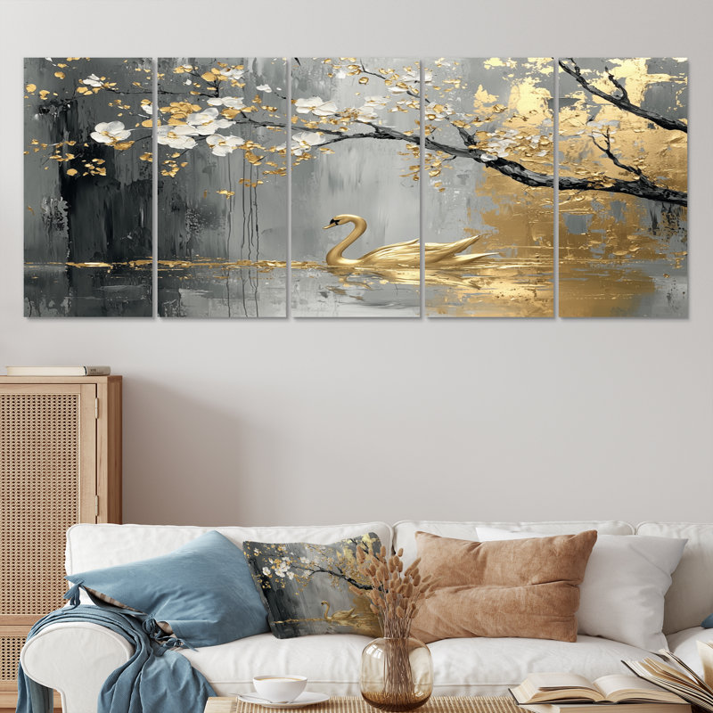 «Grey and Gold Swans Love Under Cherry Blossom I», ensemble d'art sur toile Cherry Blossom, H 28 po x l 60 po