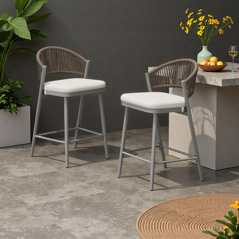 Ensemble de 2 tabourets de comptoir d'extérieur à cadre en aluminium à hauteur d'assise de 26 po avec dossier en PE en rotin