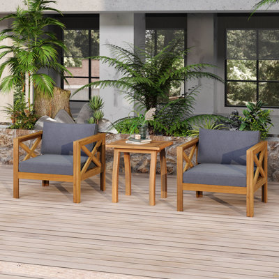 Ensemble de conversation pour patio, siège de loisirs en bois pour l'extérieur (ensemble de 2), fauteuil avec coussins, table de bout en bois d'acacia Selma, finition teck, coussin gris foncé