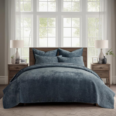 Striped Channel Velvet Quilt Set