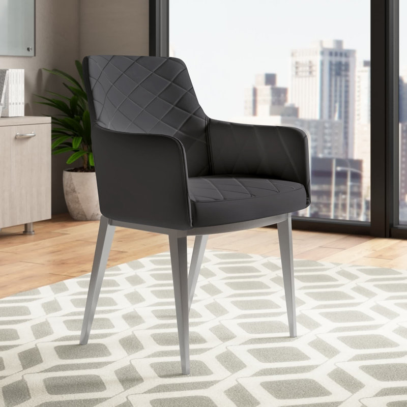 Fauteuil Dionara, Similicuir noir