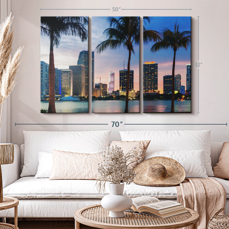 «Miami Skyline At Dusk» sur toile, H 32 po x l 50 po