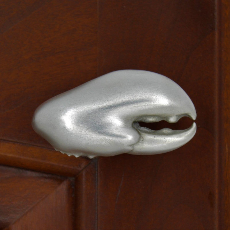 2 1/4" Lobster Claw Right Facing Small Knob