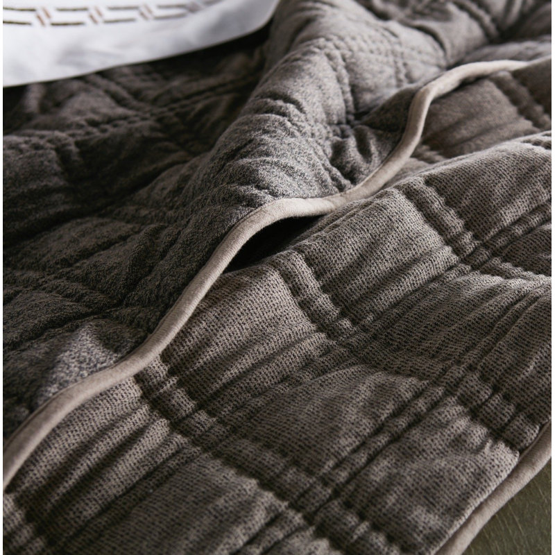 Gana Quilt, Granite, Twin