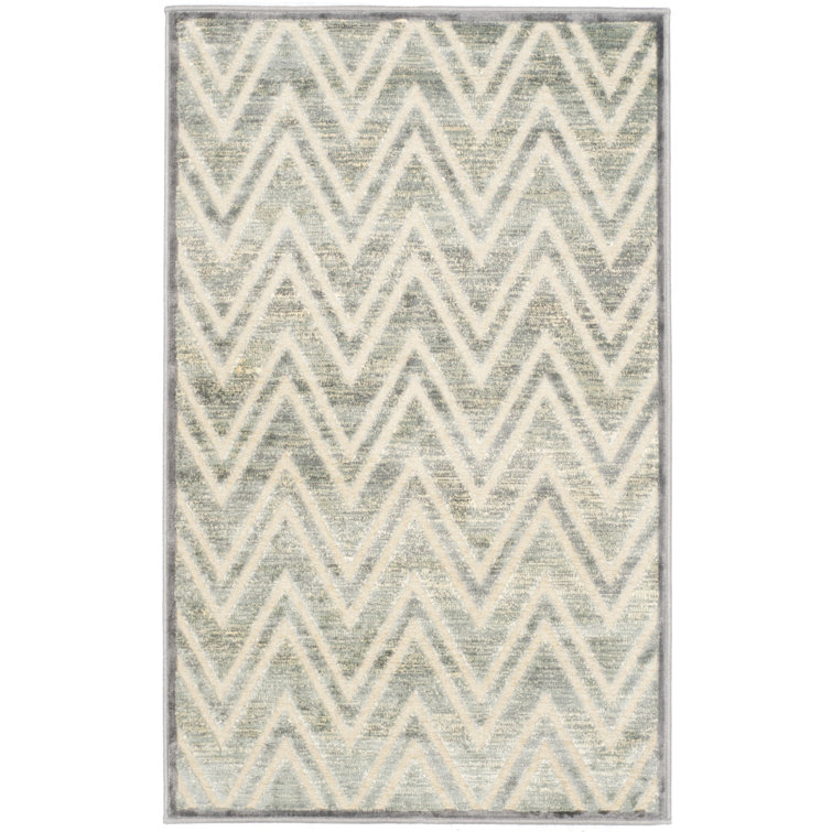 Haileymarie Performance Chevron Rug