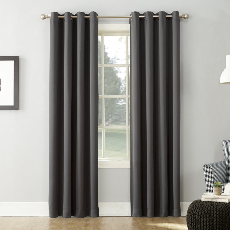 Panneau de rideau occultant avec œillets Burrier Wayfair Basics, Gris anthracite, L 54 po x L 63 po