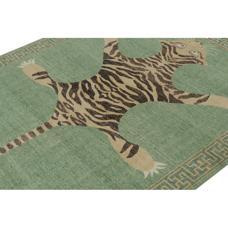 Distressed Homage Hand Knotted Wool Animal Print Area Rug, Rectangle 9' x 12'