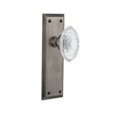 New York Plate with Crystal Victorian Knob