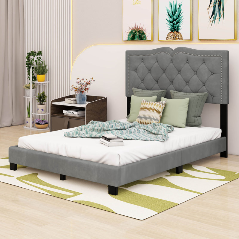 Lit plateforme tapissier Brisha, Grand lit, Gris