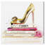 Chaussures mode et glamour dorées et livres de mode - impression-27698069-27698079
