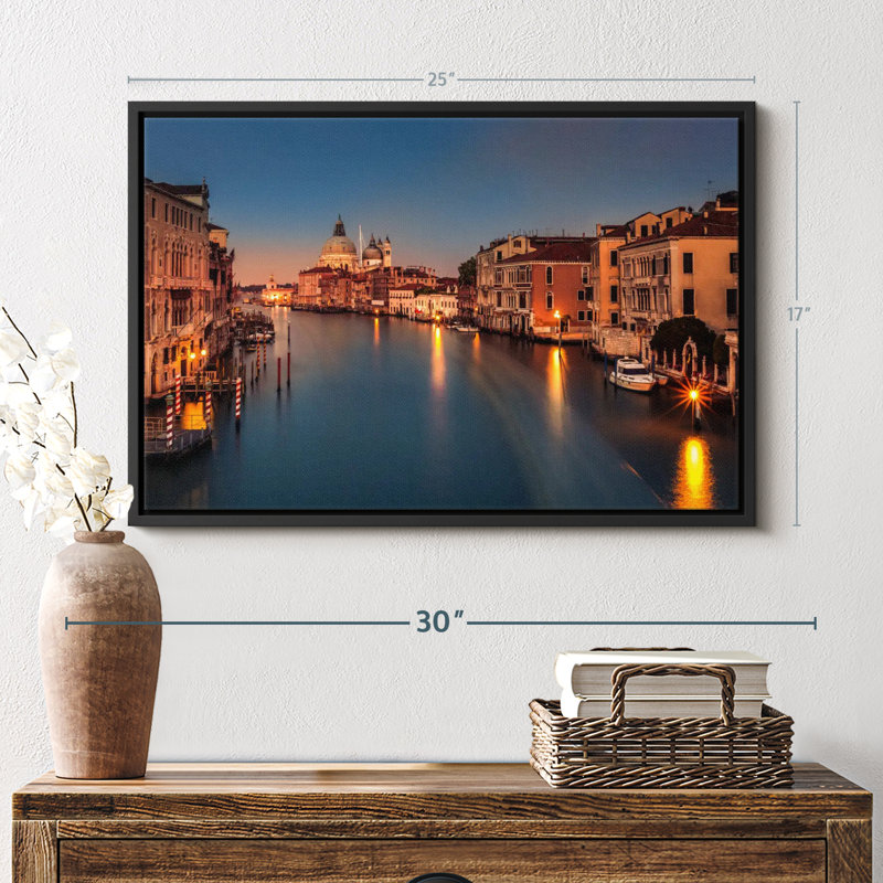 «Grand Canal At Dusk», reproduction sur toile, H 17 po x l 25 po