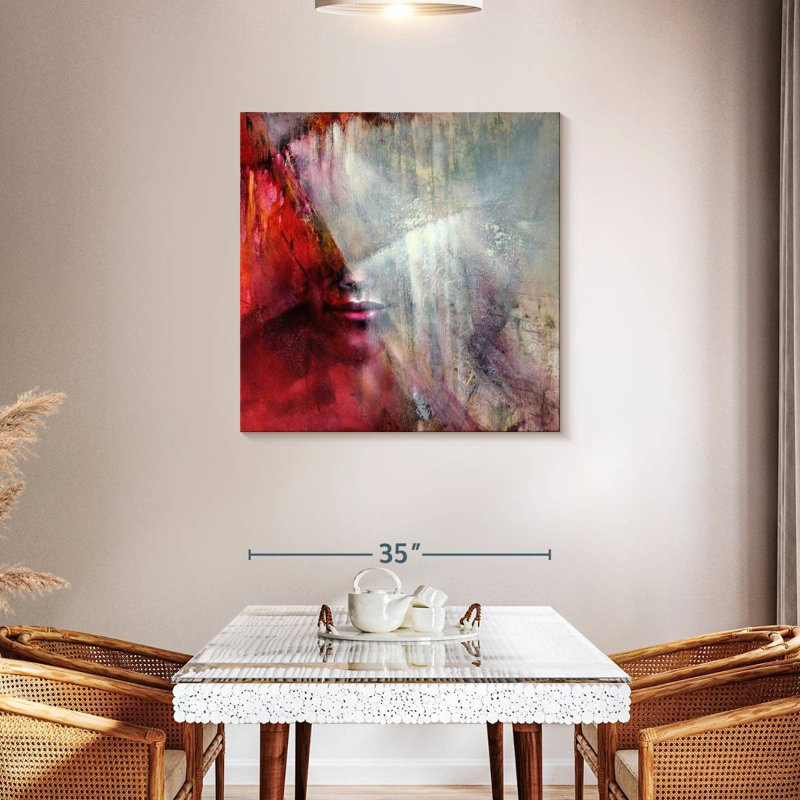 Avery Julia, 36" H x 36" W