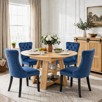 Ensemble de table et de chaises de salle à manger rondes extensibles (43" à 59") pour 4 personnes, comprenant une table ovale de cuisine 5 pièces avec étagère de rangement et des chaises rembourrées. Économisez de l'espace, style ferme moderne.
