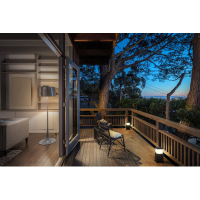 VillaNERI Dark Gray Plug-in Integrated LED Metal Pathway Light