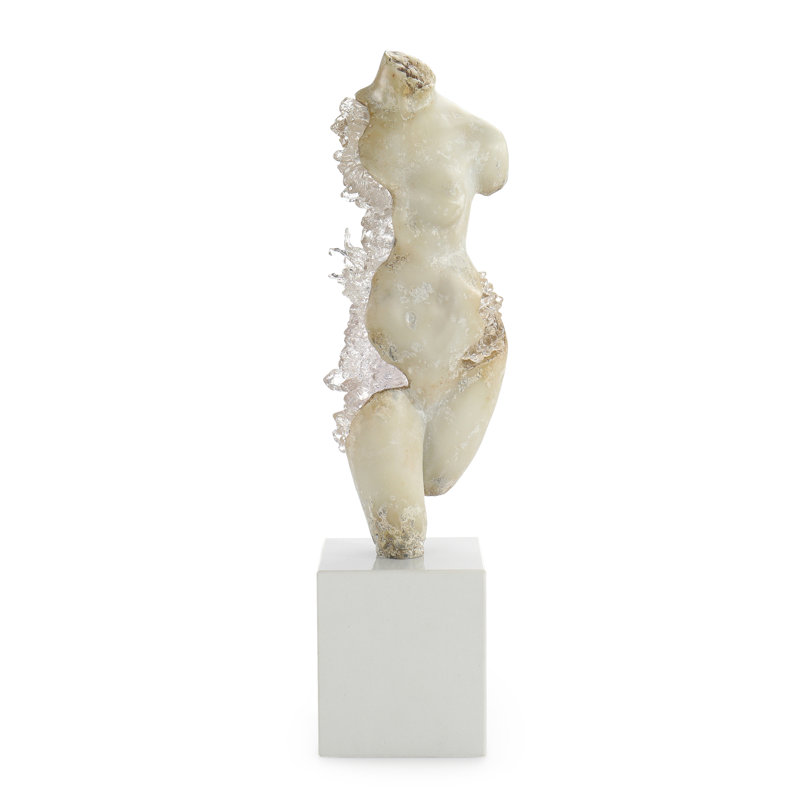Sculpture de jeune fille en cristal sur base de marbre
