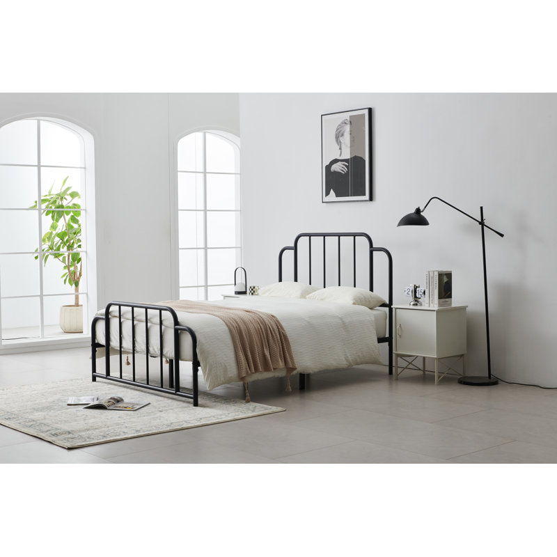 Gurtha Bed, Full / Double, White