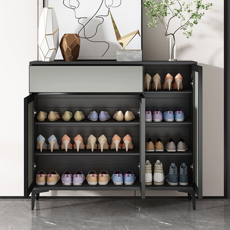 Rangement à chaussures en métal gris