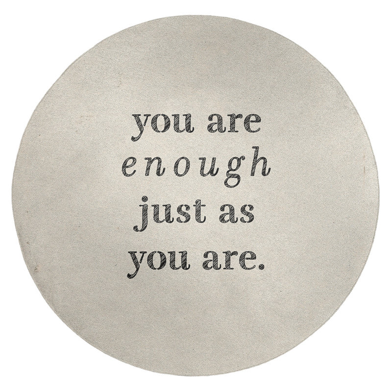 Quotes Chenille Indoor Rug, Round 5'