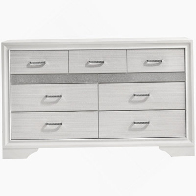 Commode blanche à 9 tiroirs