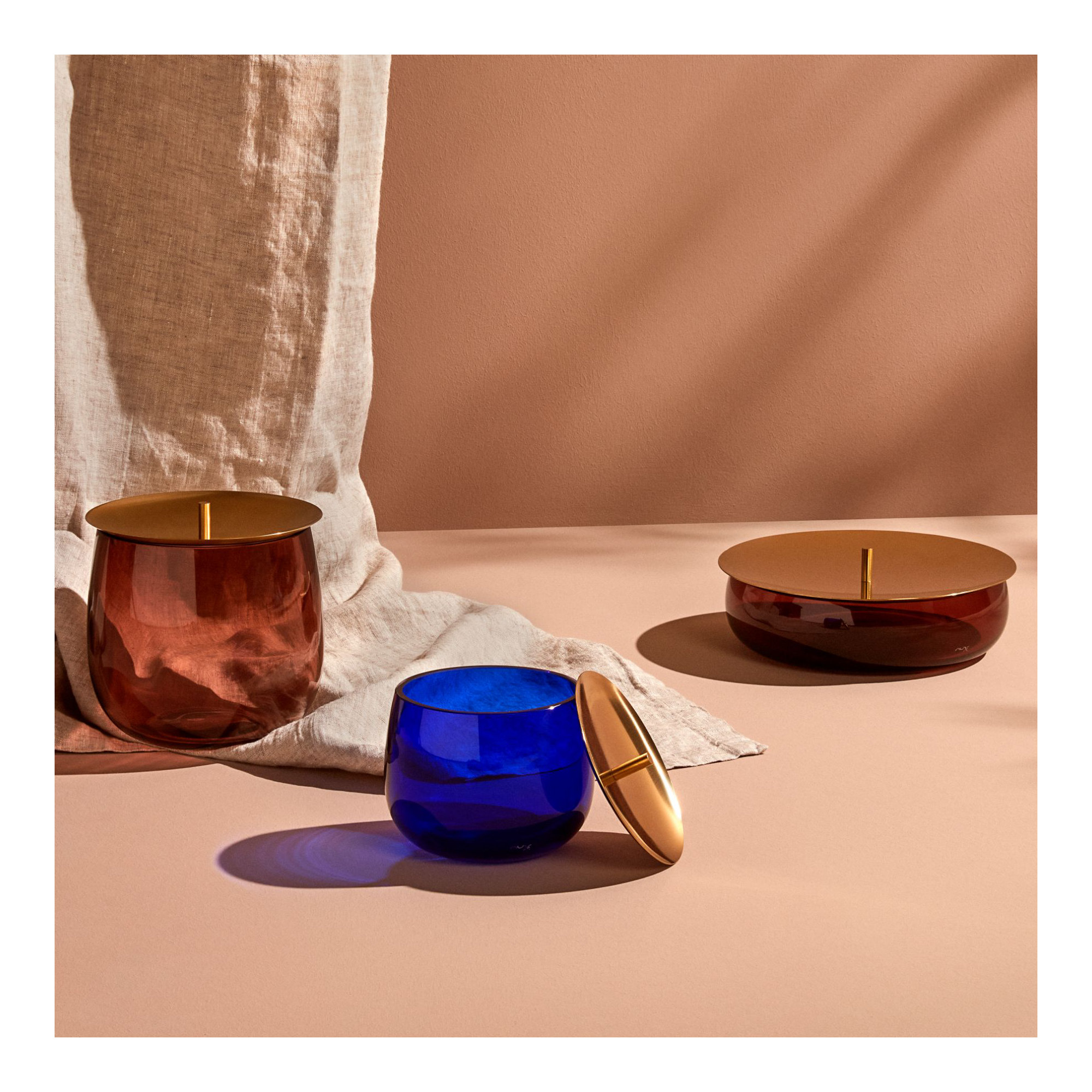 Beret Lead Free Crystal Jar, 4.21" H x 5.12" W x 5.12" D, Cobalt Blue