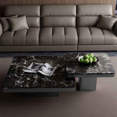 Ensemble de tables basses simples en marbre