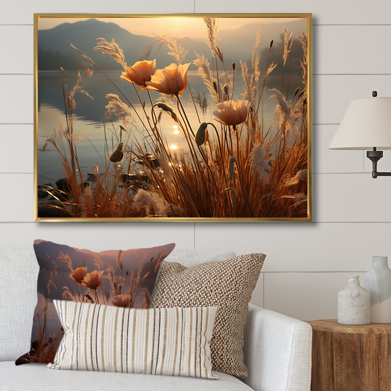 «Sunset Wildflower Serenade - Wildflowers», reproduction sur toile, H 12 po x l 20 po x P 1 po, Cadre flottant doré