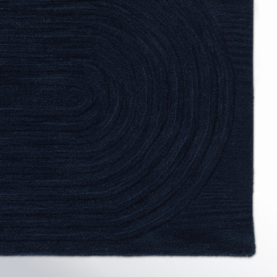 Tapis bleu marine en laine touffeté à la main Tillie