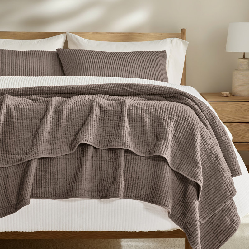 Ribbed Matelassé Cotton Coverlet Set, King Quilt + 2 King Shams, Mocha Brown